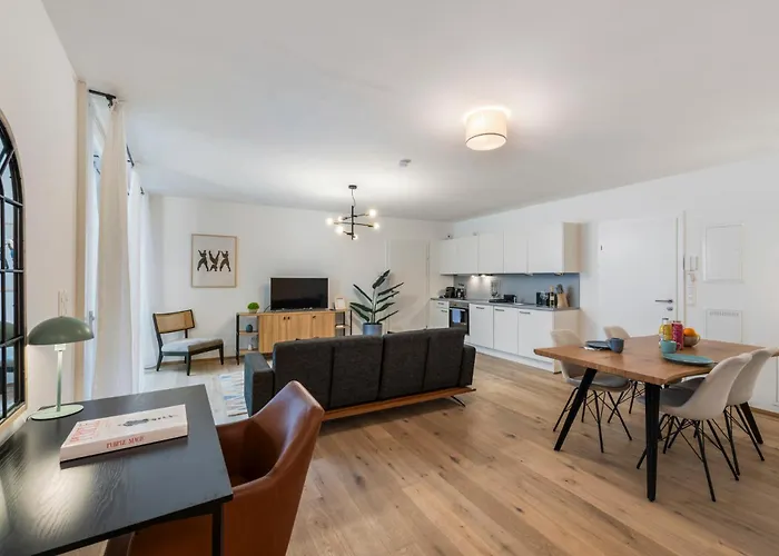 Modern Housing 4*