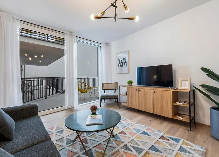 Modern Housing Aparthotel 4*