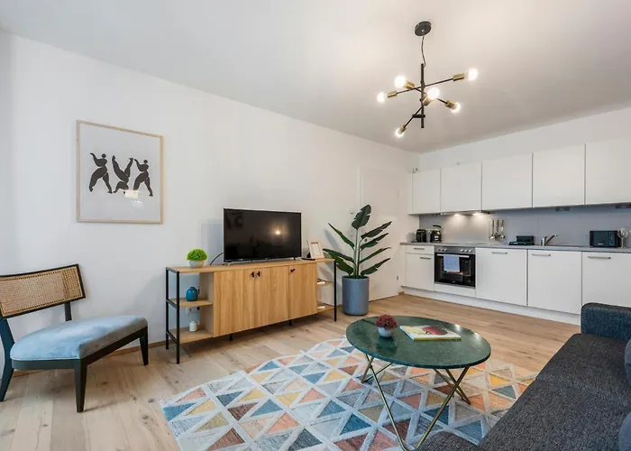 Modern Housing 4* Wenen
